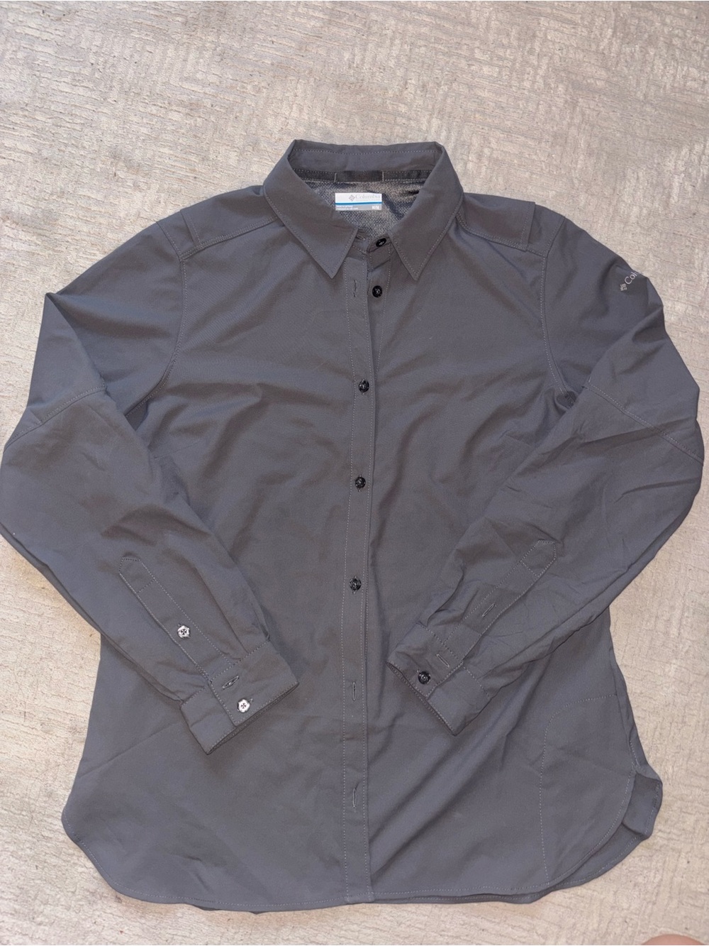 Columbia Women’s Gray Button Down Shirt